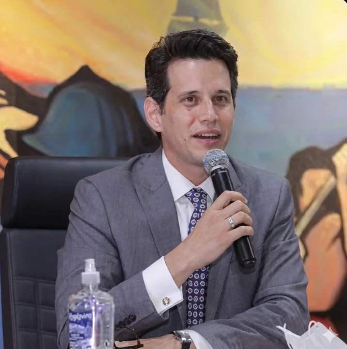 Pastor Philipe Câmara e a Polêmica do Centro de Convenções: Fiéis Indignados com Uso para Eventos Não Religiosos