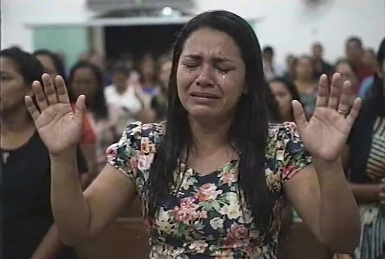 Mulher tem revelação sobre volta de Jesus em culto na Assembleia de Deus