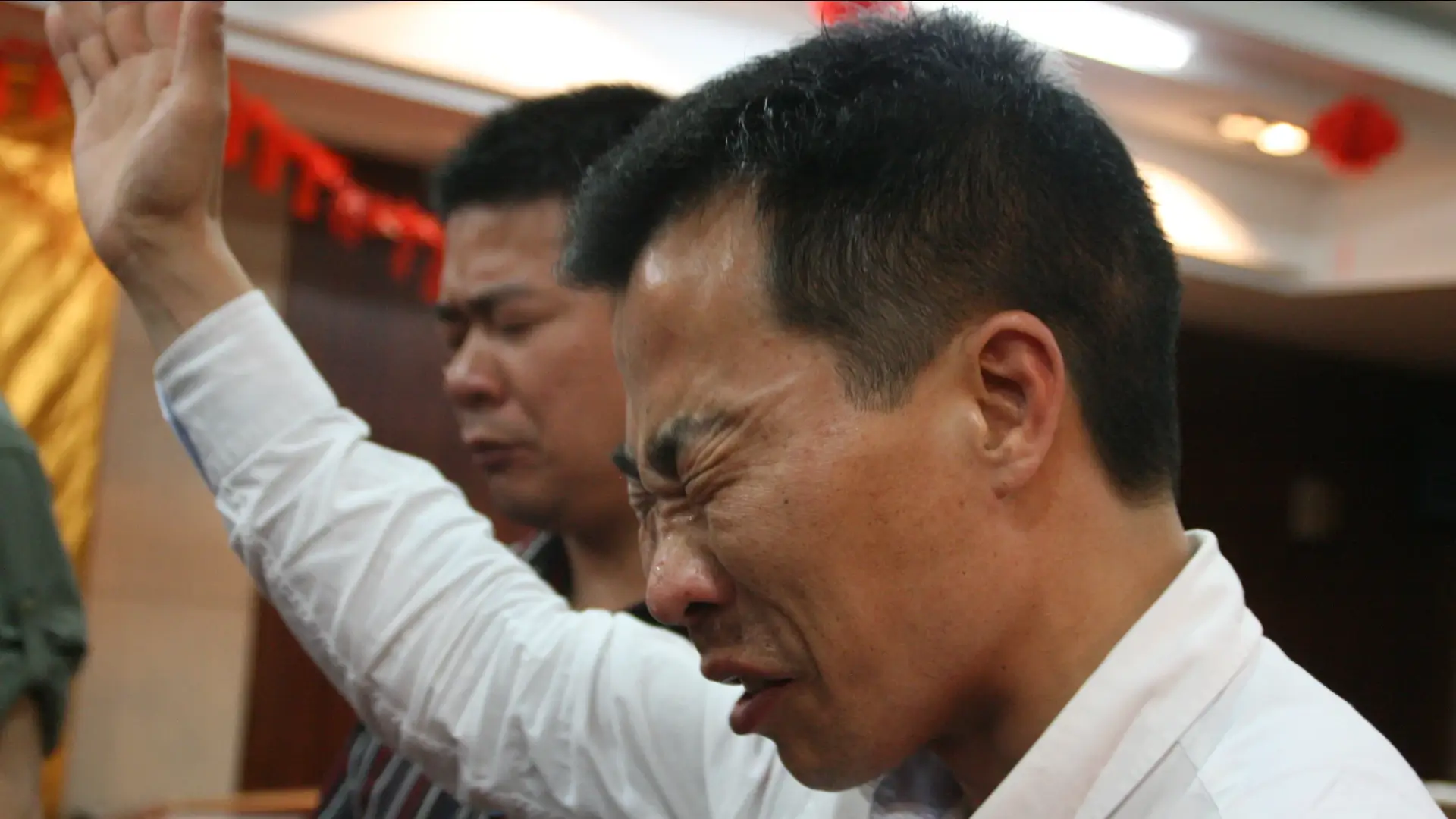 Pastor chinês é preso e esposa pede orações