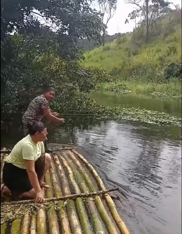 “Jangada da fé”: as mulheres que desafiaram a cheia e o medo para não faltar ao ensaio na Assembleia de Deus em Pernambuco