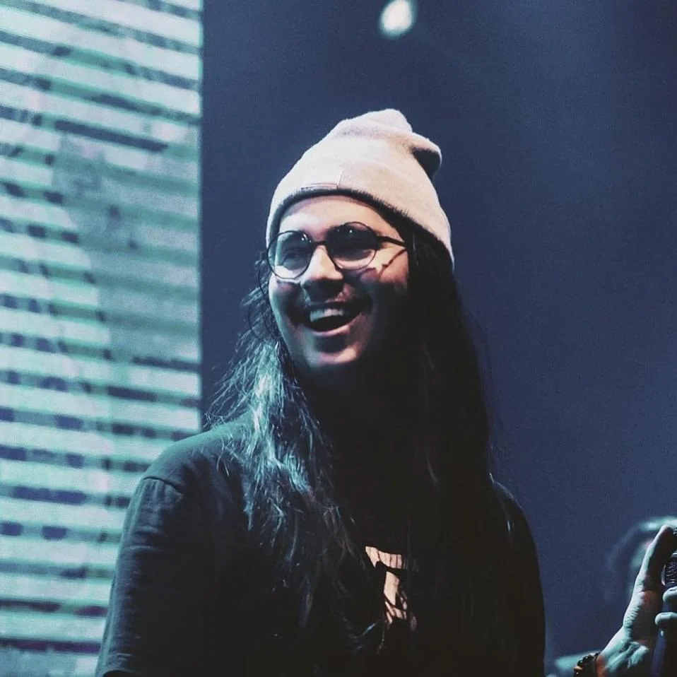 Léo Brandão e Julliany Souza completam 3 anos de casamento e celebram nascimento de gêmeos em 2025