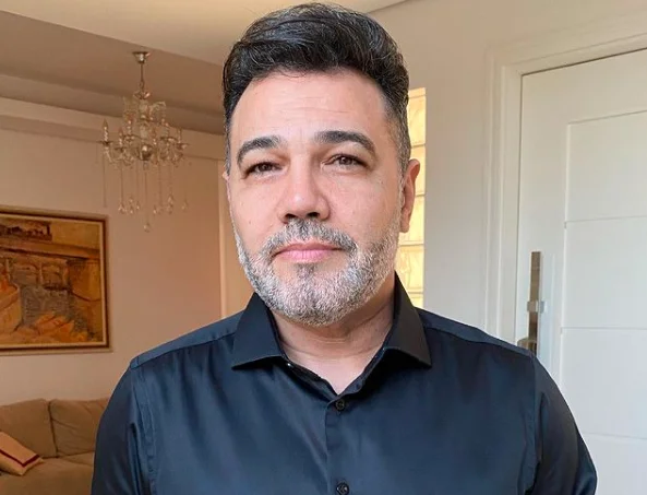 Pastor Marco Feliciano critica prisão de Bolsonaro após vigília de oração