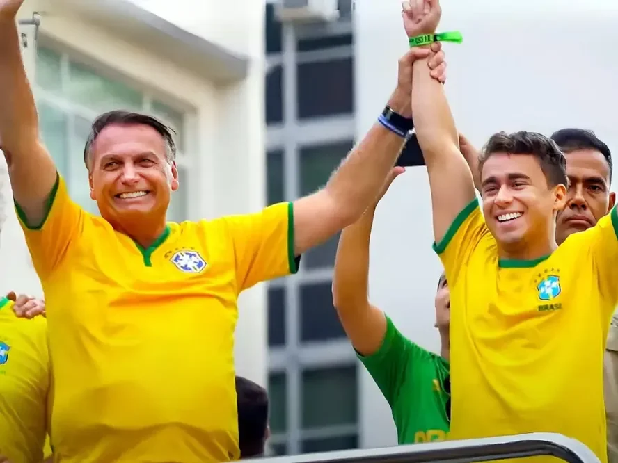 Nikolas Ferreira diz que Bolsonaro é preso após filho convocar vigília
