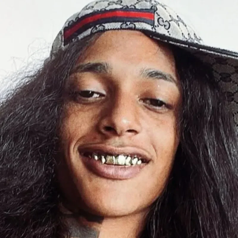 Cantor Oruam aparece cantando música gospel nas redes sociais