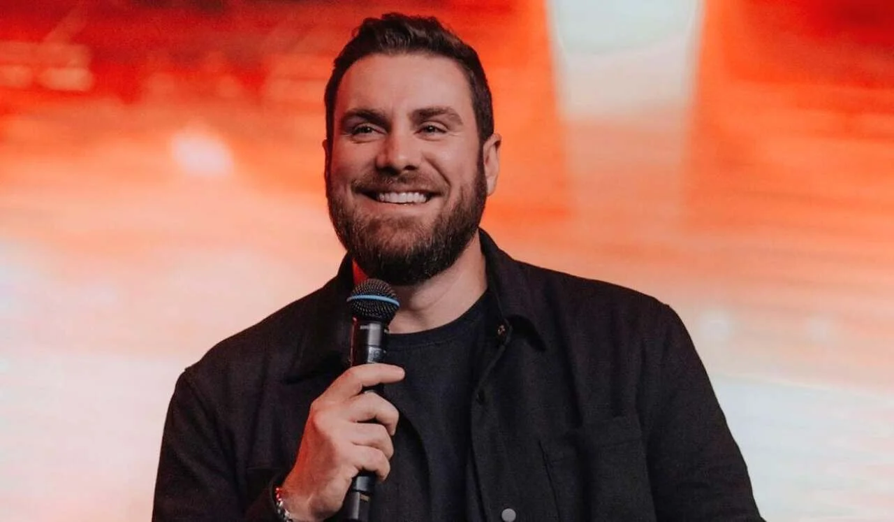 Pastor André Fernandes anuncia nova igreja após saída da Lagoinha