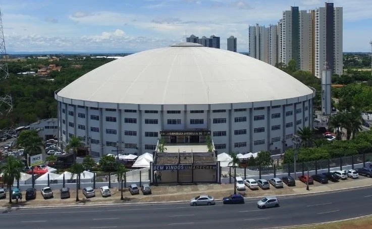 Maiores igrejas evangélicas do Brasil em 2025: crescimento recorde