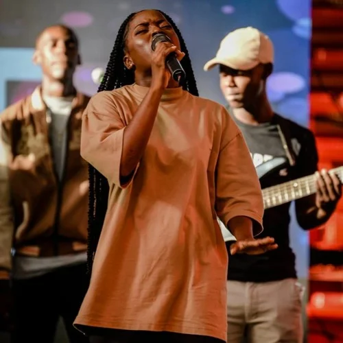 “Eu vi Deus cuidar de mim”: os bastidores emocionantes dos milhões que mudaram a vida de Nair Nani