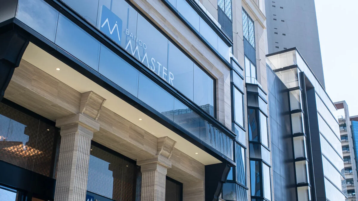 TRF1 revoga prisão de Daniel Vorcaro e outros do caso Banco Master