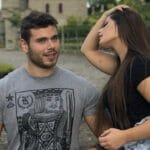 Cantora gospel engata namoro com bombeiro bonitão e vira sensação da internet