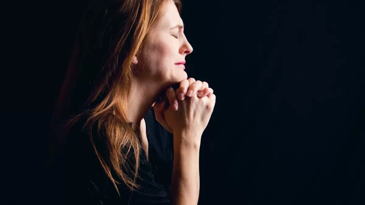 Pastora evangélica famosa vai as lágrimas ao revelar segredos que guardou por anos