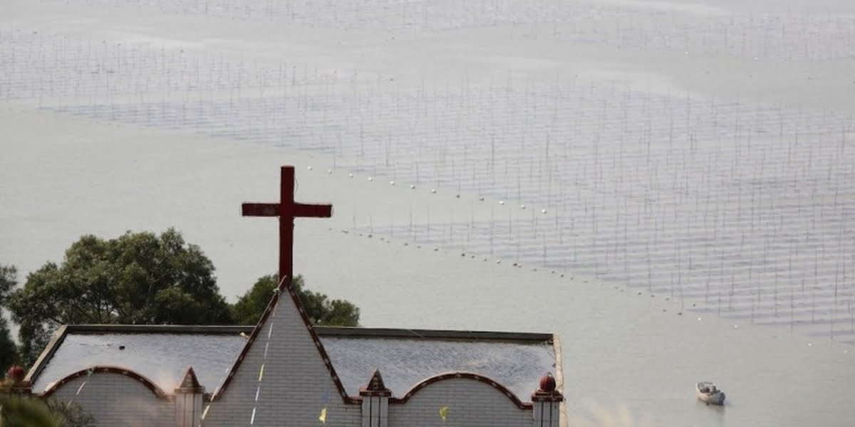 Oficiais interrompem estudo bíblico e prendem seis cristãos na China